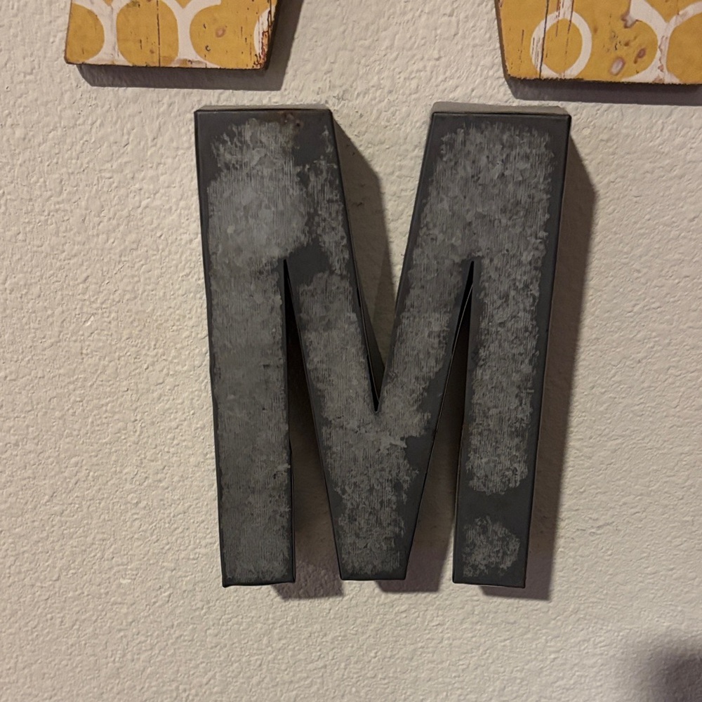 Large DREAM Wall Decor - Picture 6 of 6